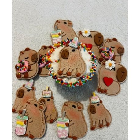 Formas de CapiBara Comestible con Bonete  x 12 u.